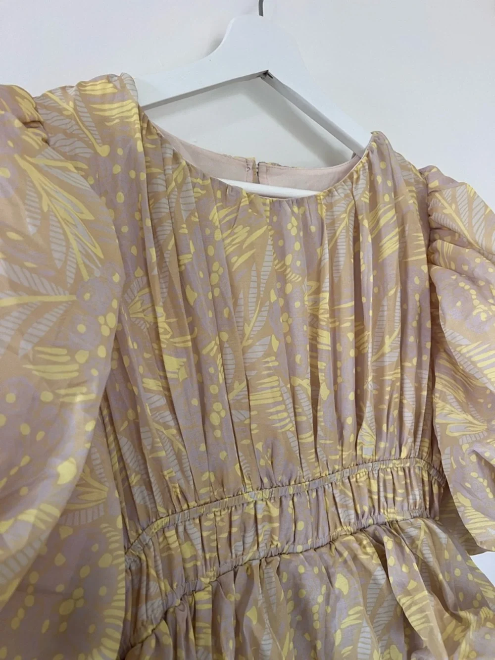 Tiered Puff-Sleeve Midi Dress in Pale Yellow - Picture 4 of 5